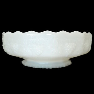 Vtg Anchor Hocking Fire King Milk Glass Centerpiece Grape Fruit Dish 10"